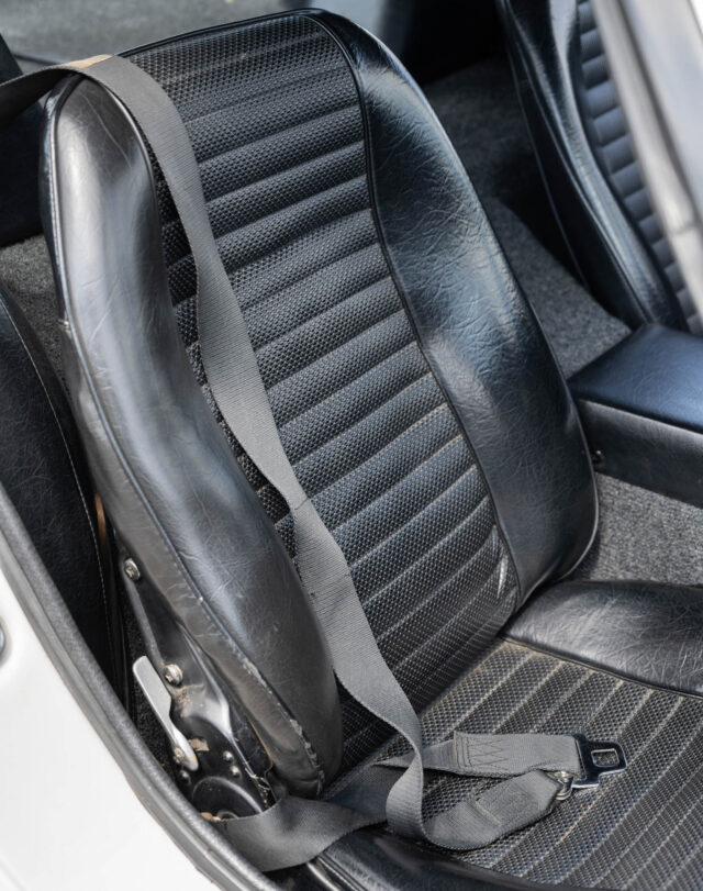 Toyota 2000GT seat